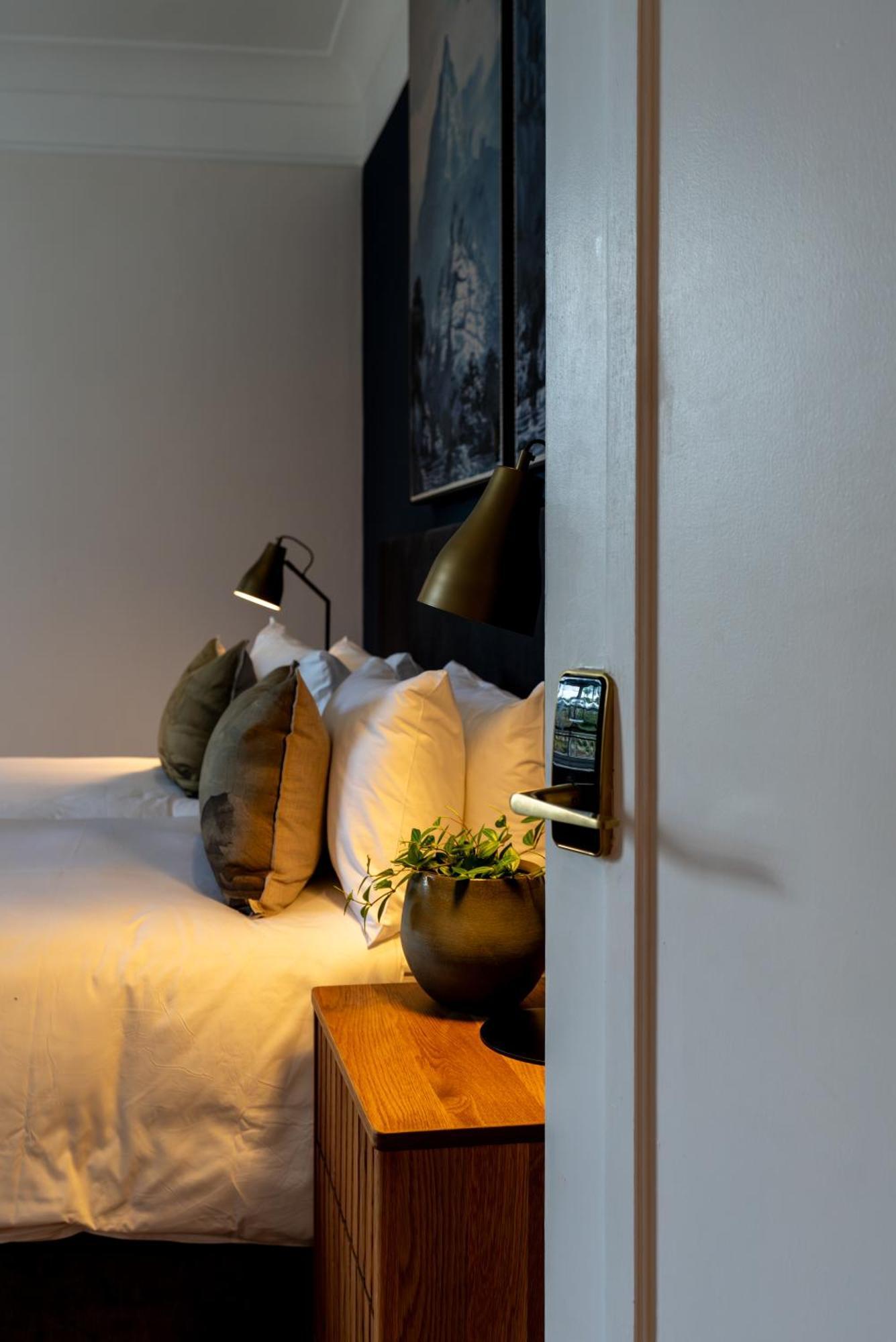 Wytham Manor House Hotel Кейптаун Екстериор снимка